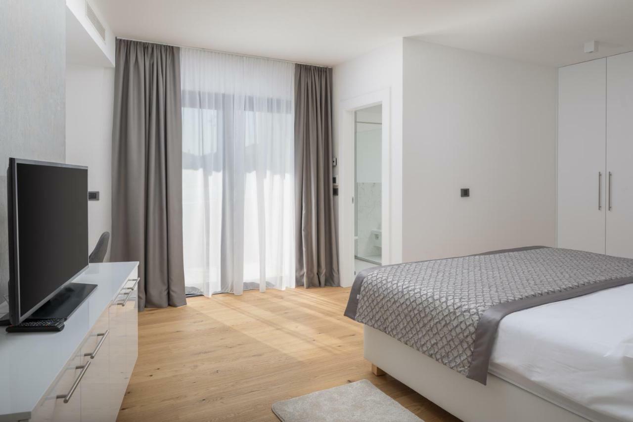 Luxury Apartments Baotic Trogir Exterior foto